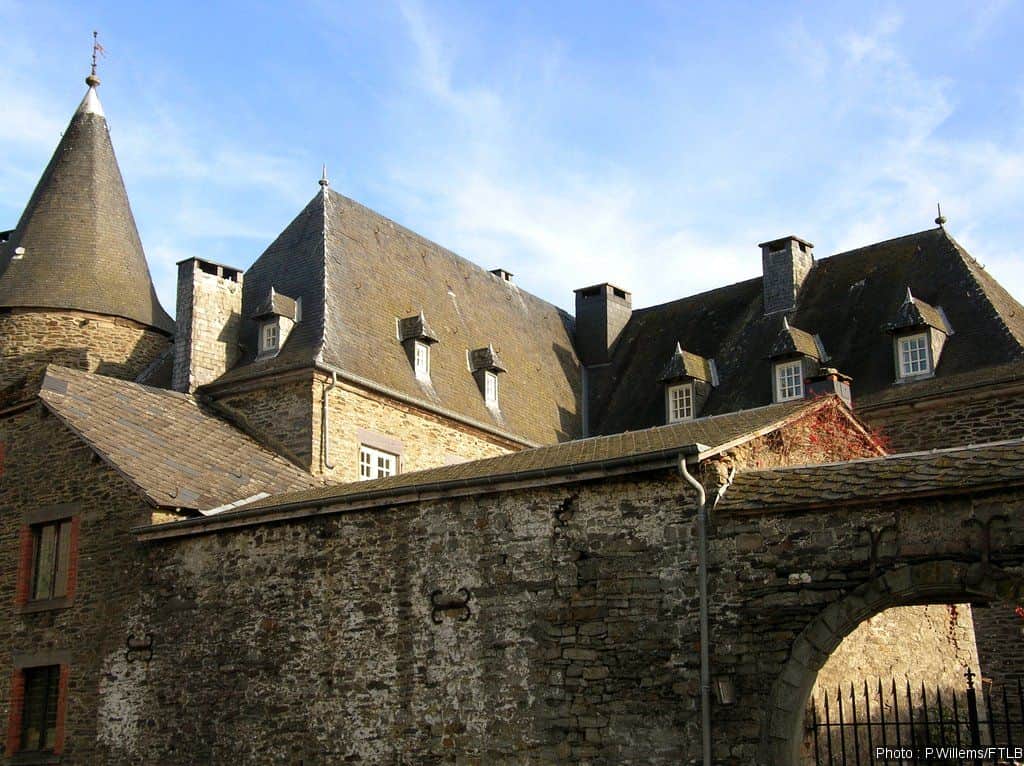 ardenne castle tavigny chateau medieval