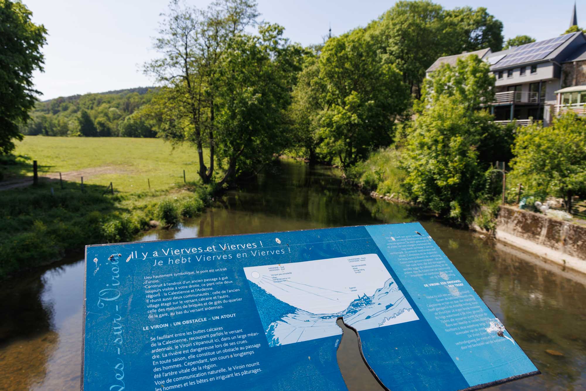 Le Viroin dans le village de Vierves-sur-Viroin